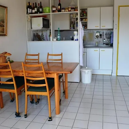 Apartment 4 Pieces 5 Couchages Sur Ar290-303
